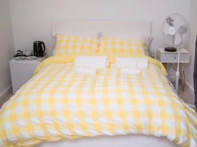 Kayz Lodge- Luxury Ensuite-Private & Shared Accommodation In A New House At The Olympic Village Overlooking Stratford Westfield And Tube Station London 0*,