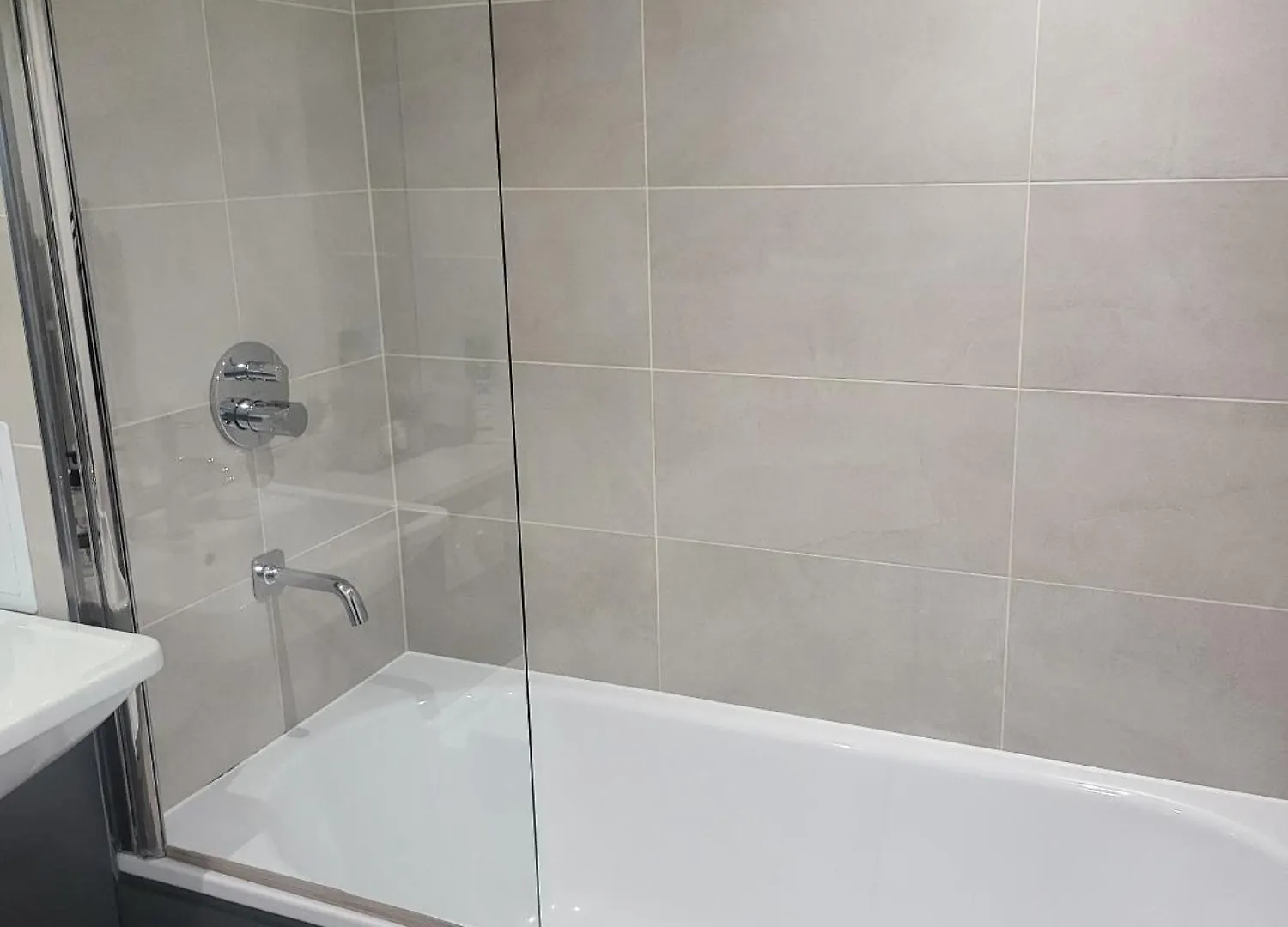 Kayz Lodge- Luxury Ensuite-Private & Shared Accommodation In A New House At The Olympic Village Overlooking Stratford Westfield And Tube Station London